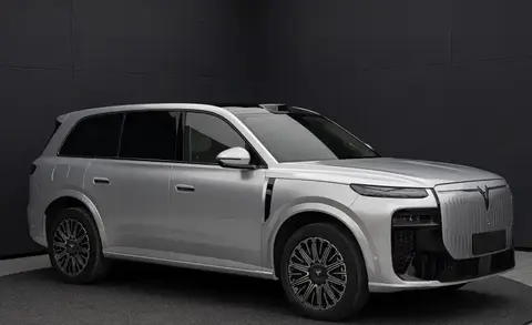 岚图全新SUV申报图曝光，有哪些值得亮眼和期待的地方？